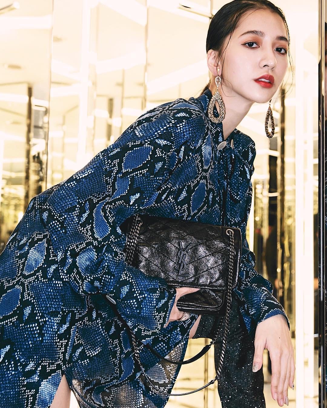 YSL-niki-22cm - Body Sharing