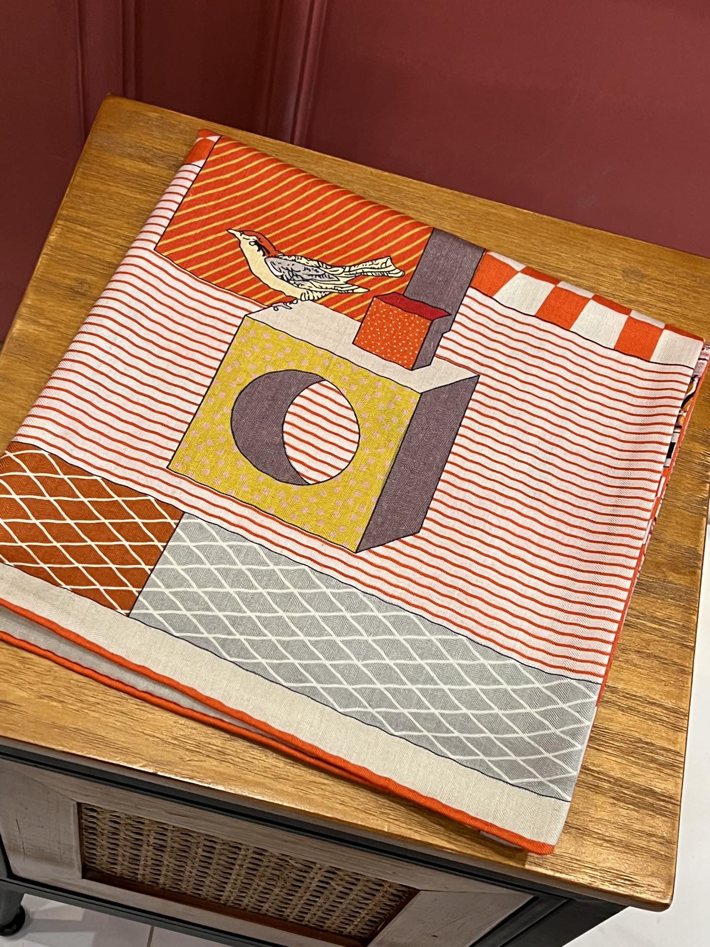 Шарф Hermes Grand Theatre Square Scarf - 140 см - Шелк-кашемир - Оранжевый