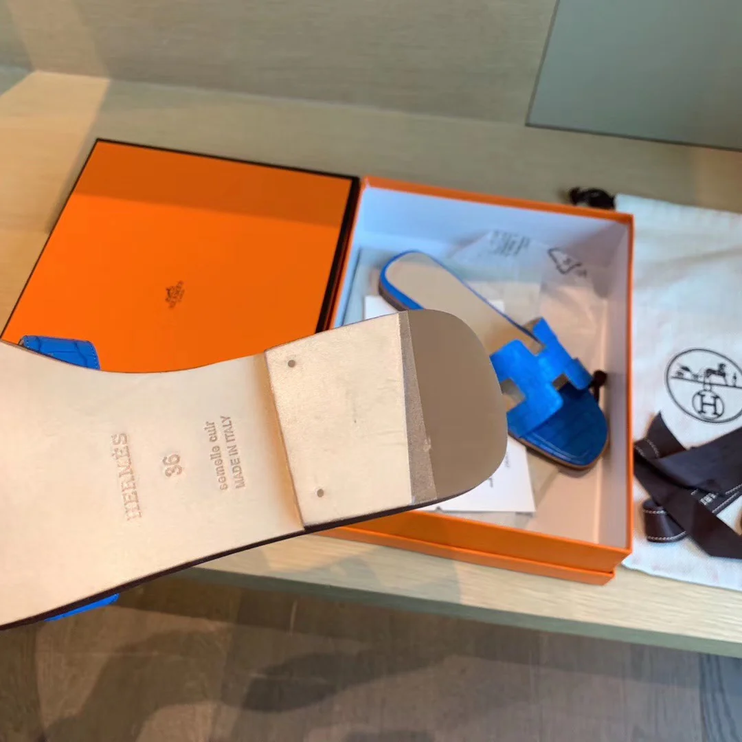 Сандалии Hermes на плоской подошве - узор 