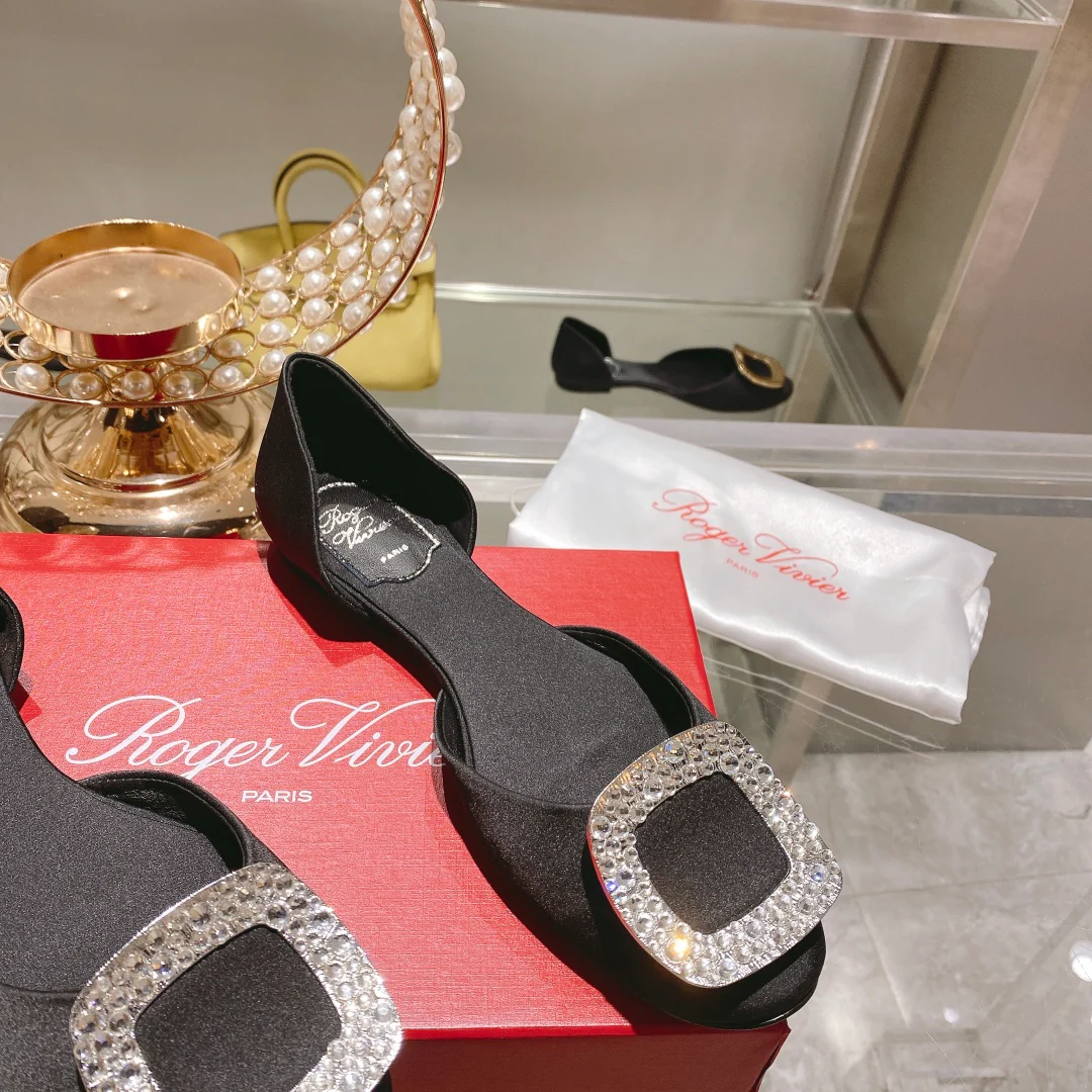 Обувь RV - Новинка весны/лета 2023 - Шелковый атлас с ажурной отделкой - Балетки - Черный