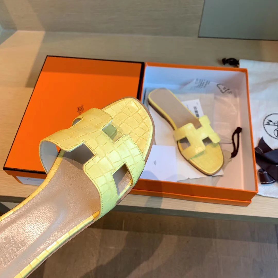 Сандалии Hermes на плоской подошве - узор 