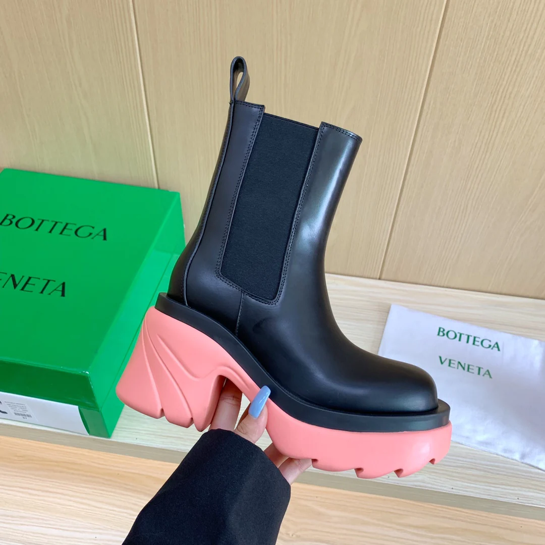 BV-22ss - Ботинки на платформе до середины икры - Foundation