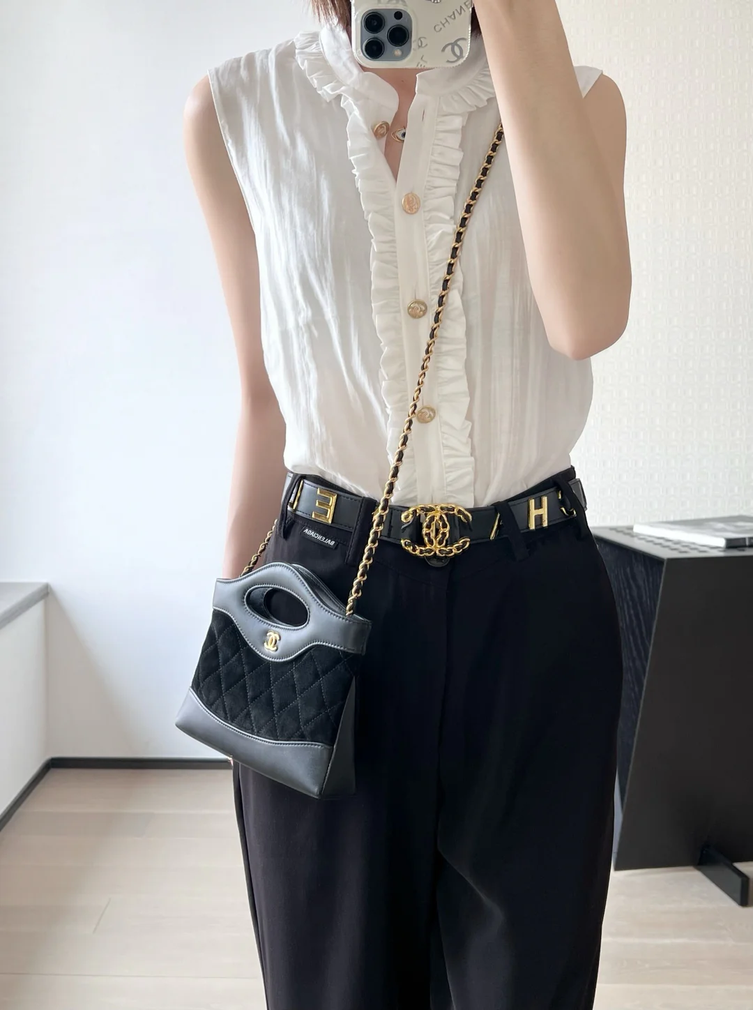 Сумка Chanel 25p nano31, замша, черная.