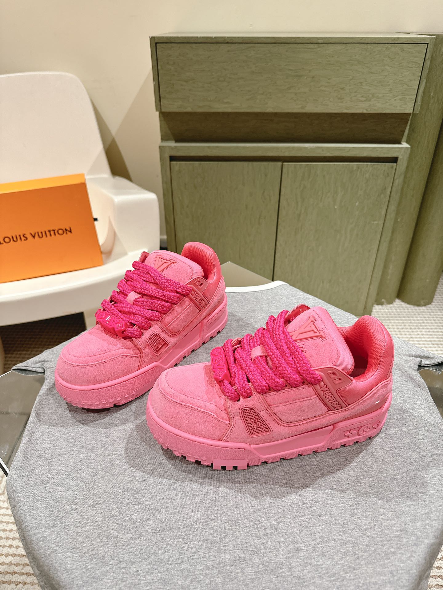 Кроссовки LV-2024 на платформе, розовые