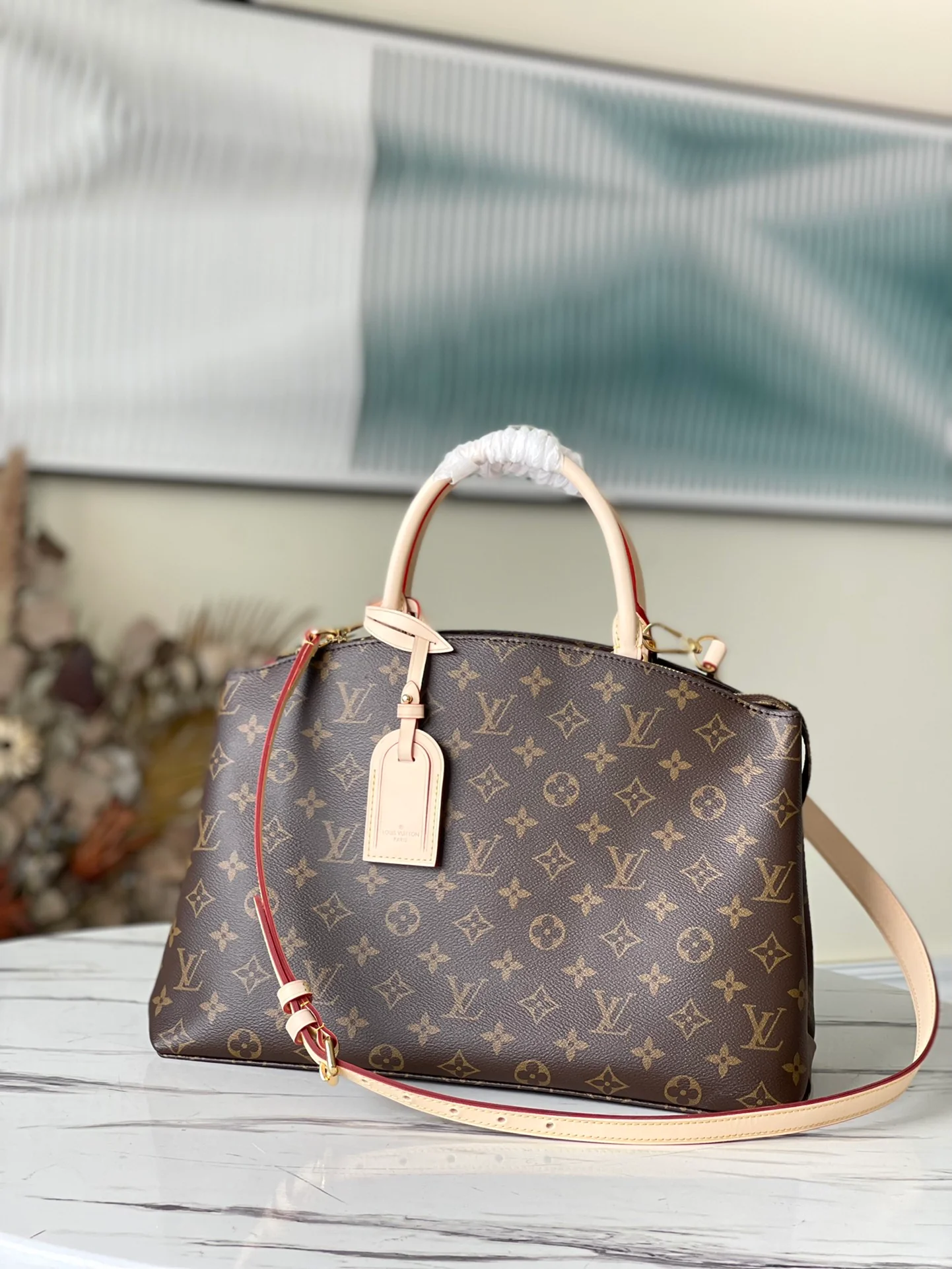 m45898-LV-grand-palais-handbag-monogram средний размер