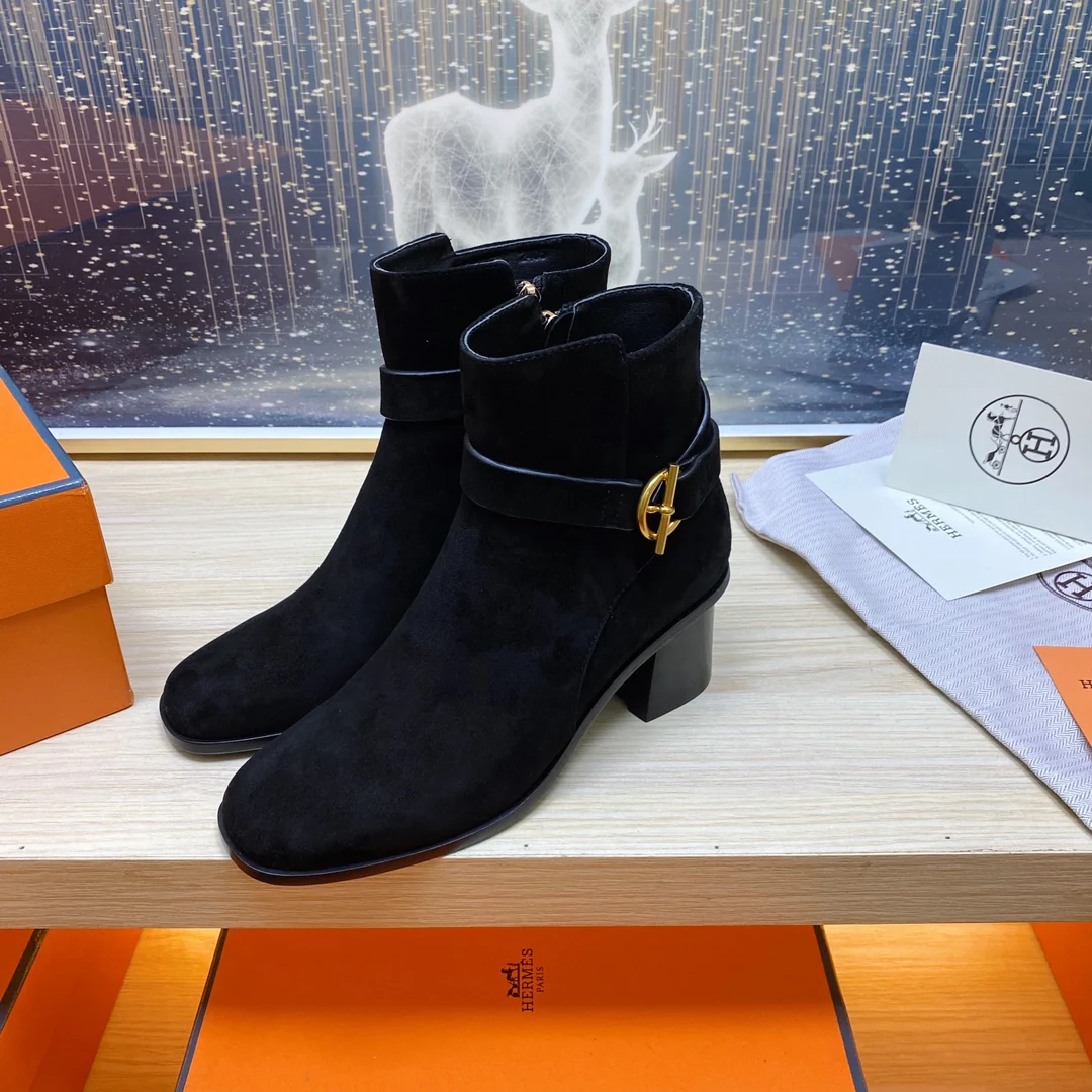 Короткие кожаные сапоги Hermes 2024 - черные