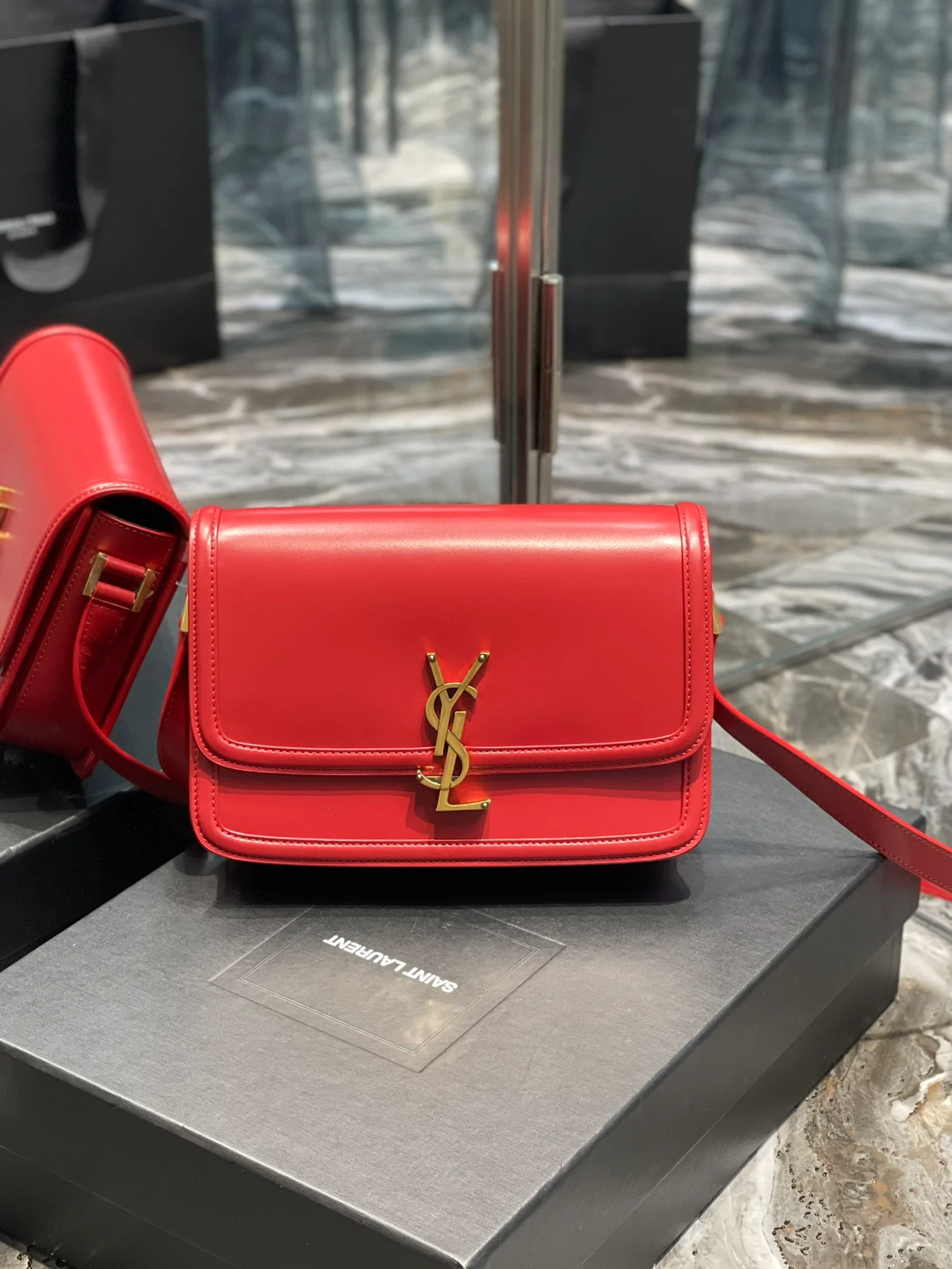 Сумка через плечо YSL rue de solferino - красная