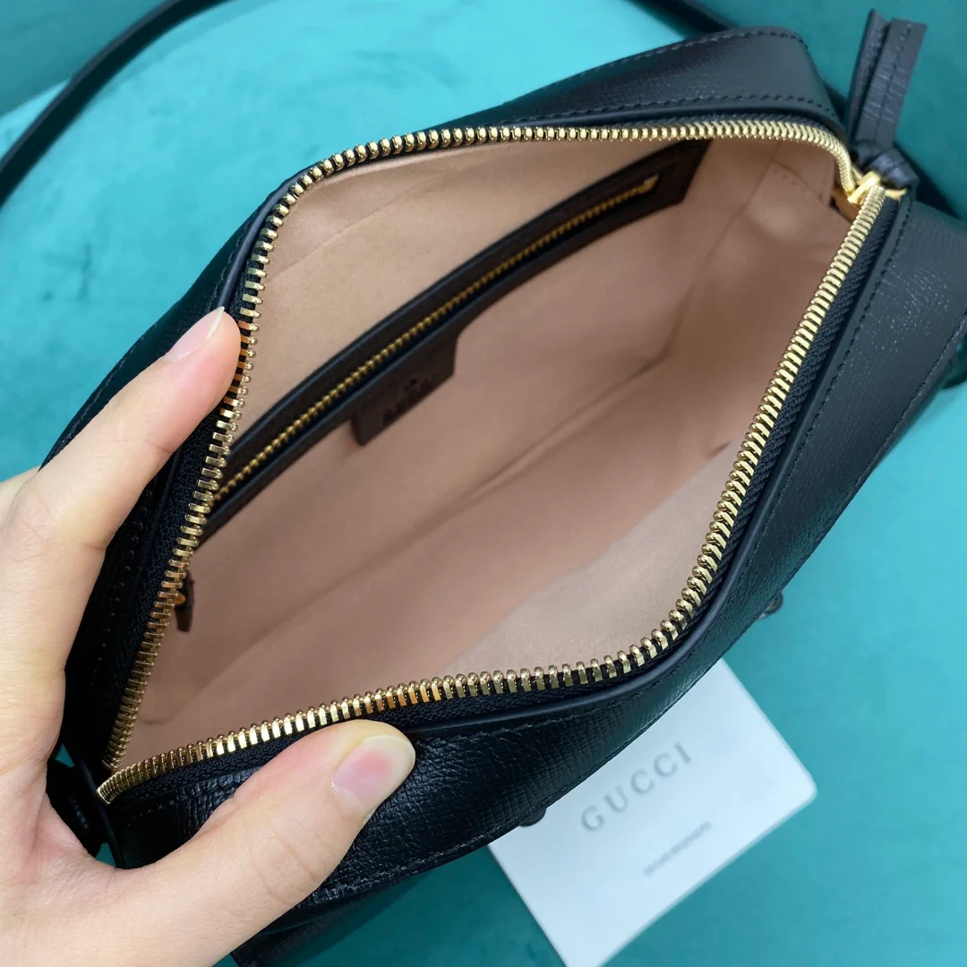 Сумка для фотоаппарата Gucci 1955 с пряжкой в ??виде подковы - 3 шт.