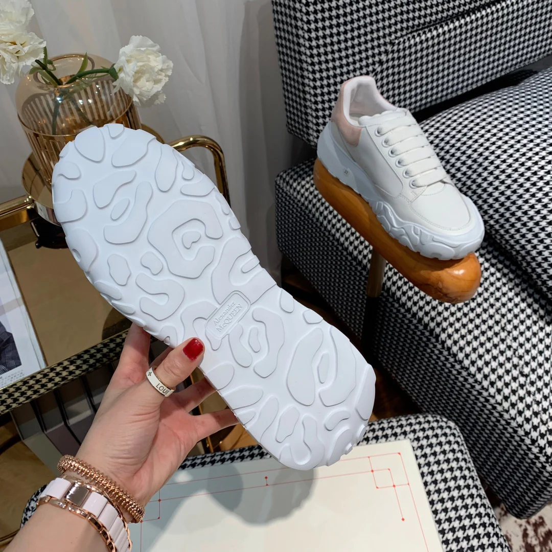 McQueen - Новые кроссовки - Розовые замшевые туфли на каблуке