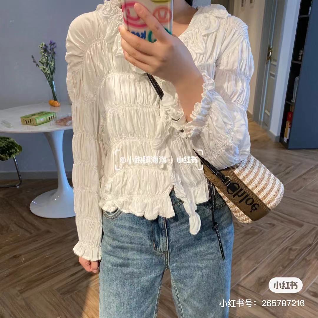 Маленькая деревянная корзинка Хлои - в полоску, коричневая.