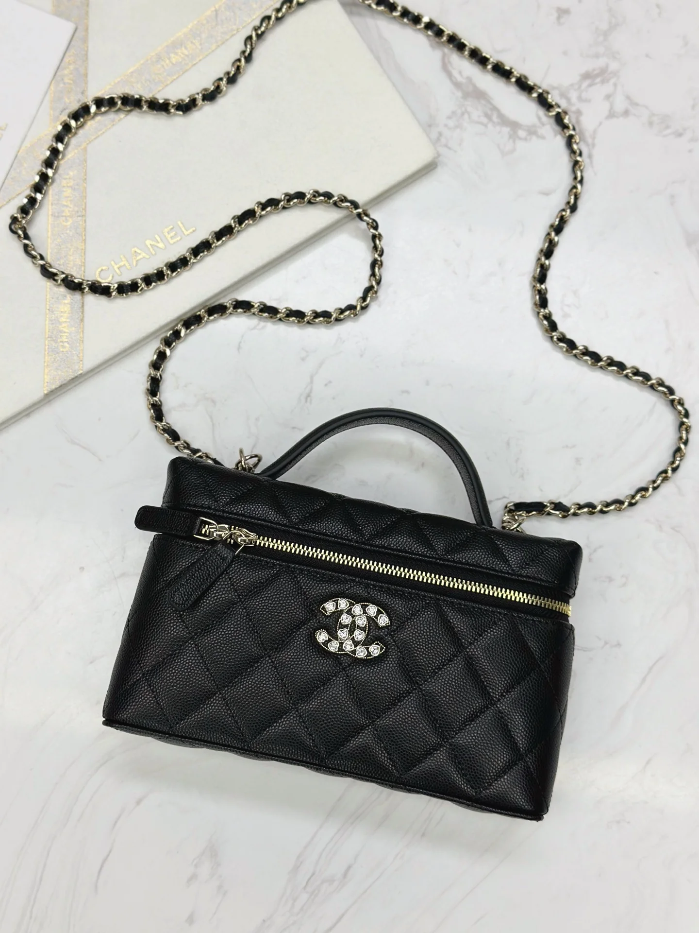 Сумочка Chanel 25p Heart Diamond LP с цепочкой - черная