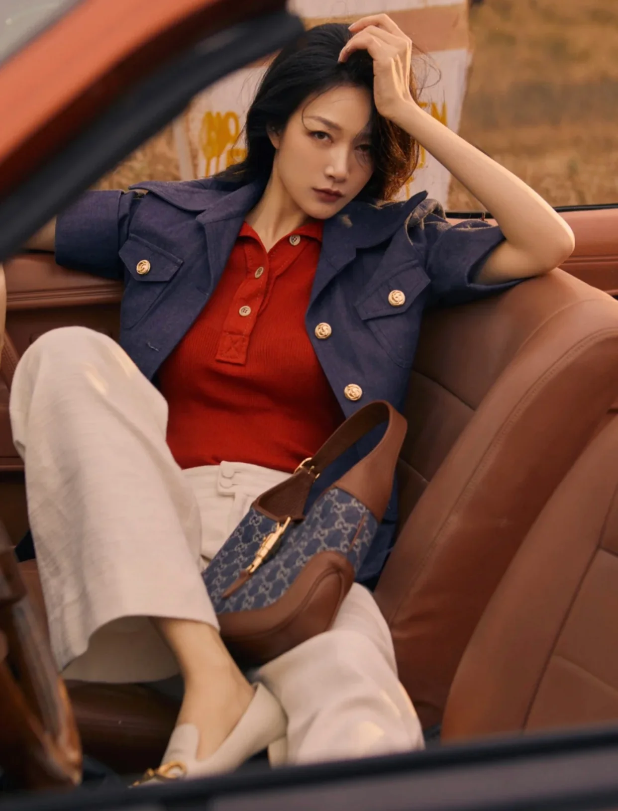 Gucci-经典 Jackie 丹宁牛仔帆布手袋-上身图参考 腋下包