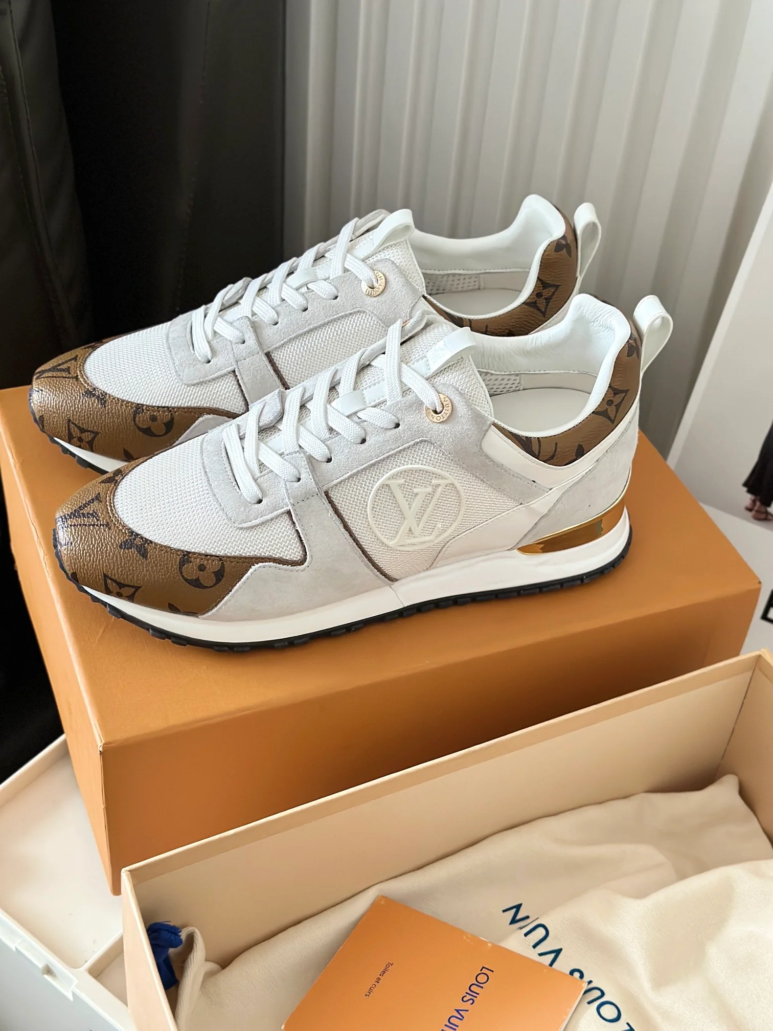 Кроссовки LV Runaway - серия Milk Tea Brown - модель 3