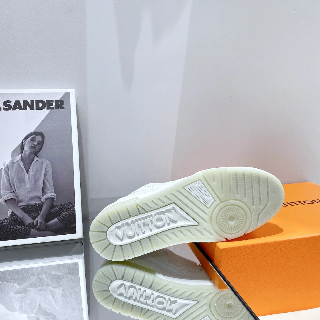 Обувь LV - кроссовки LV, стиль - парная модель - повседневная обувь