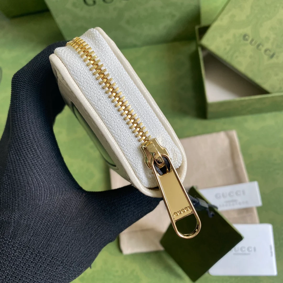 Gucci 新款拉链短夹