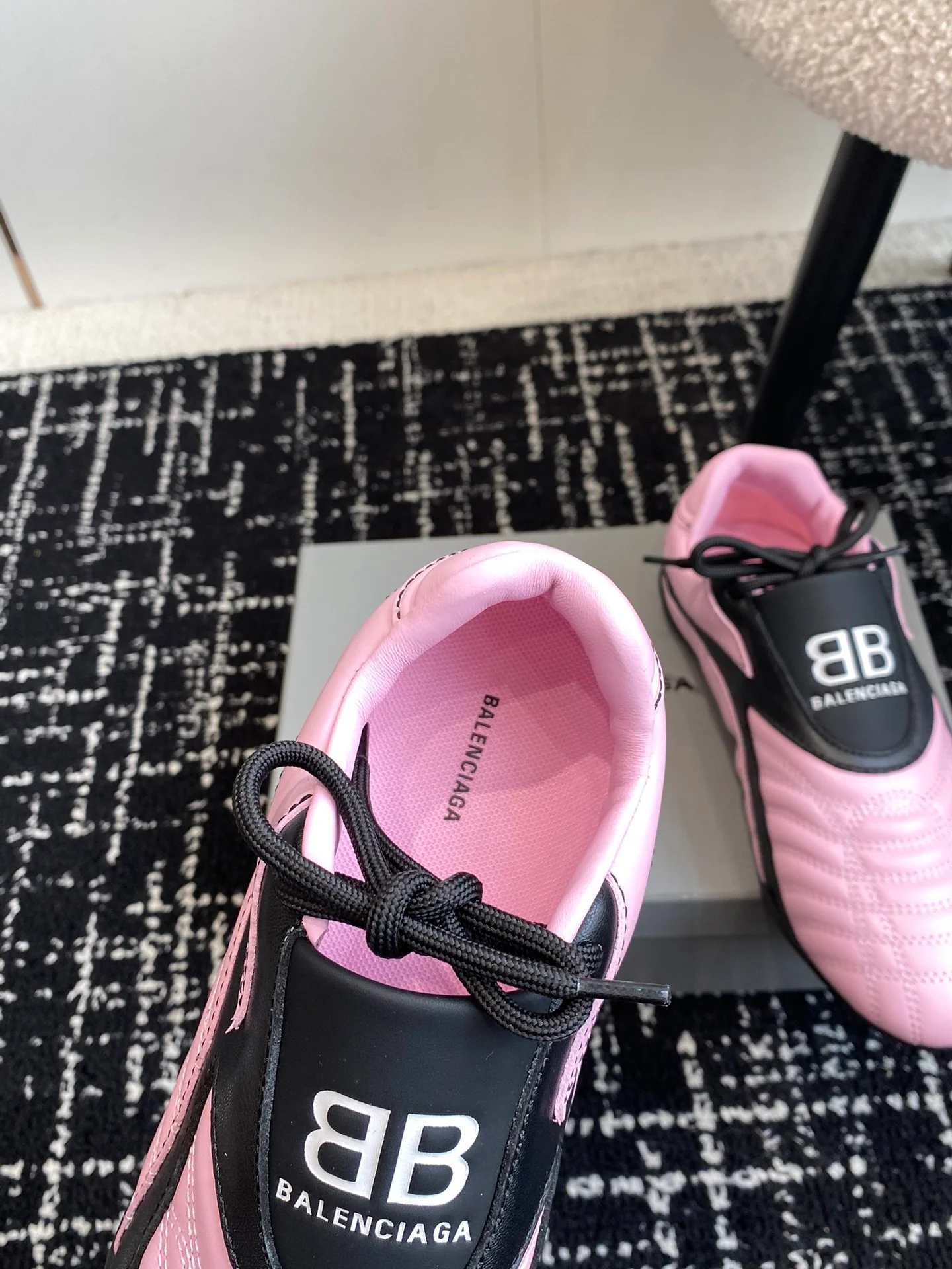 Повседневные бейсбольные кроссовки Balenciaga 2024 — розовые