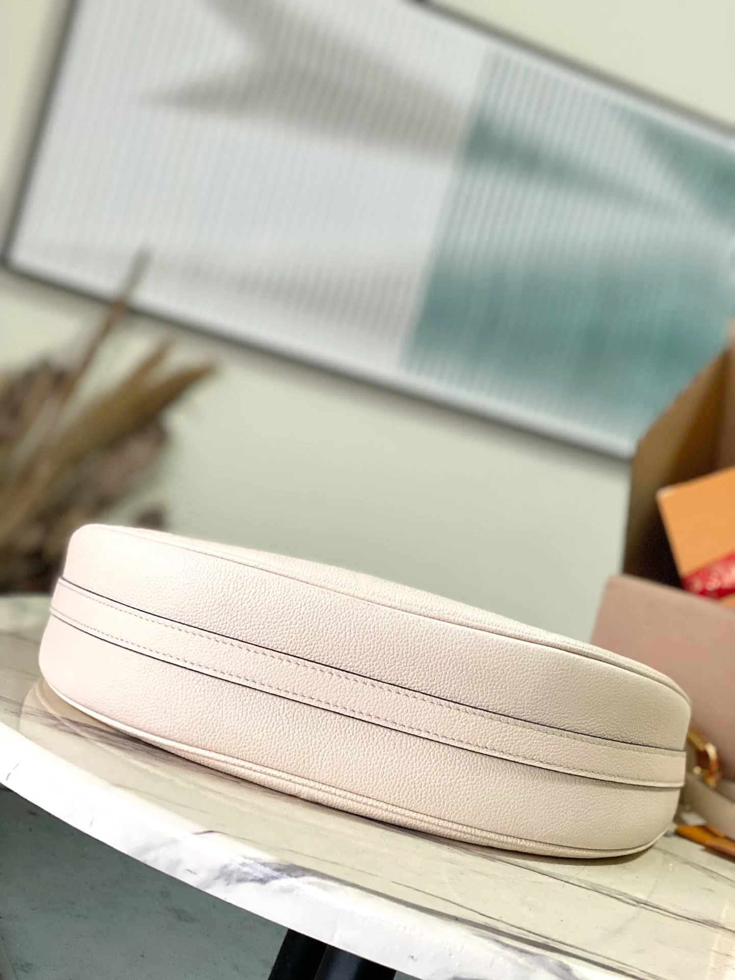 m46739-LV-loop-hobo-large half-moon bag-white