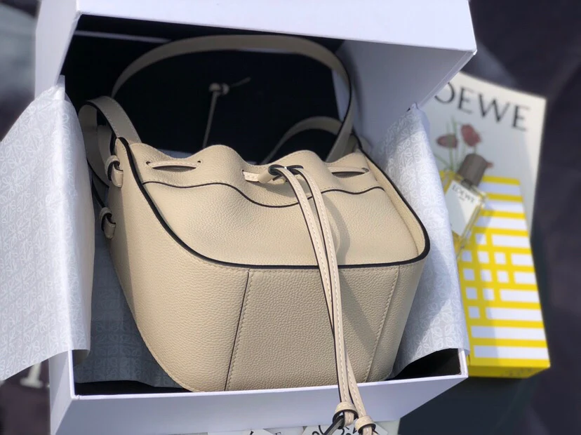 Loewe-hammock-mini-11x19-5x17-cm-10