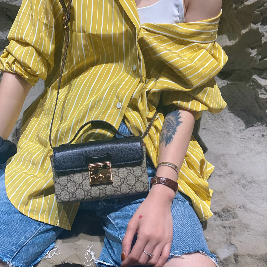 Замок Gucci — реальные фотографии людей, носящих замок Gucci.