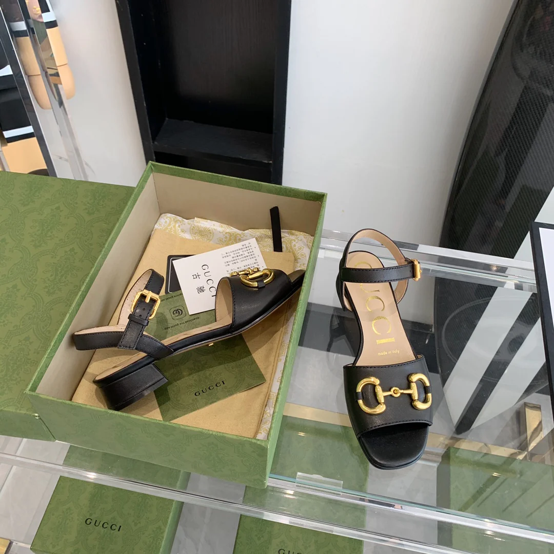 Босоножки Gucci на низком каблуке - 2