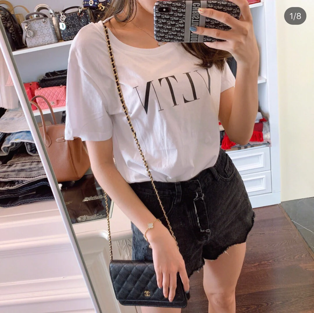 Chanel-WOC делятся образами