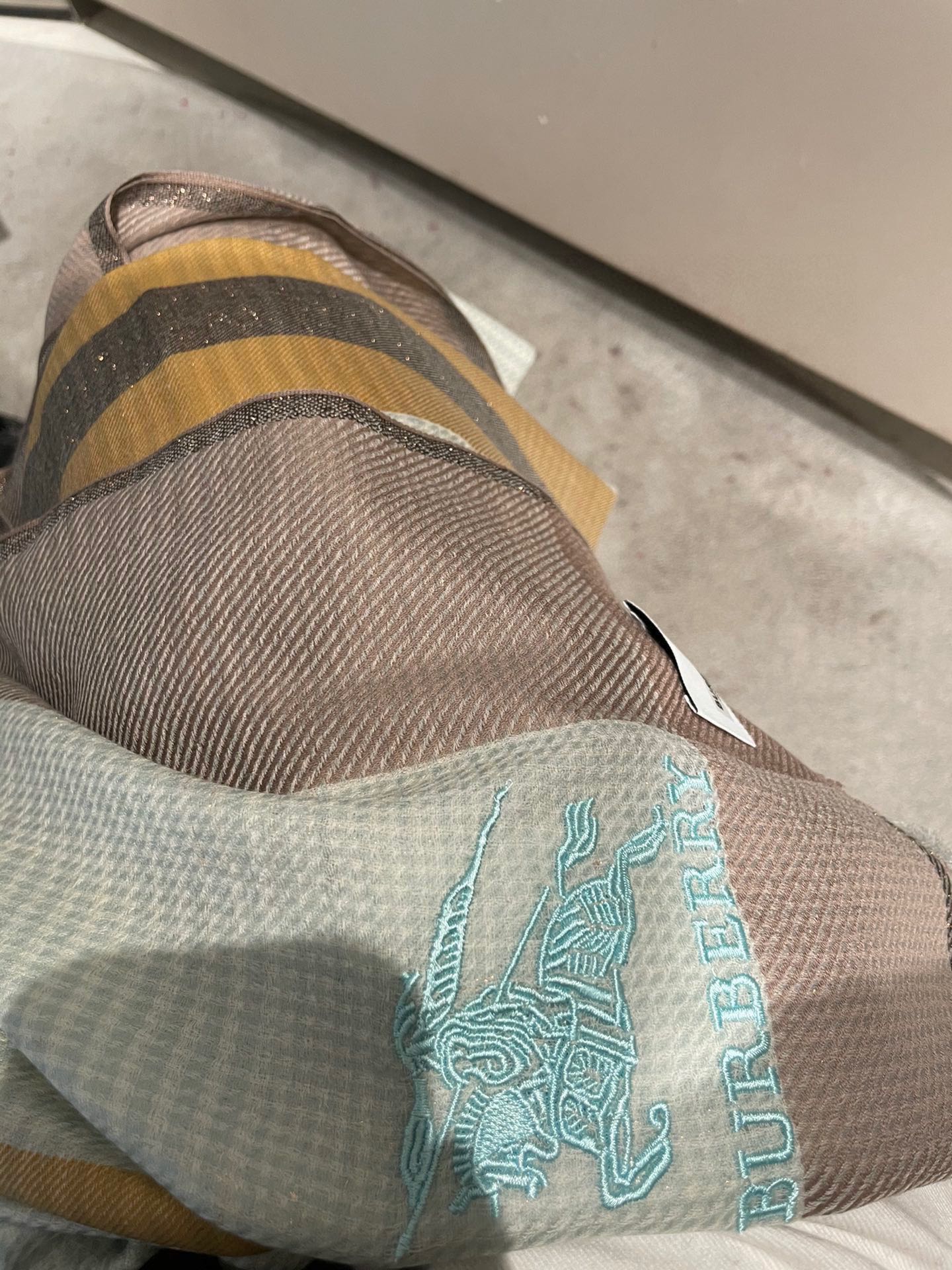 Кашемировый шарф Burberry - 105-180 см