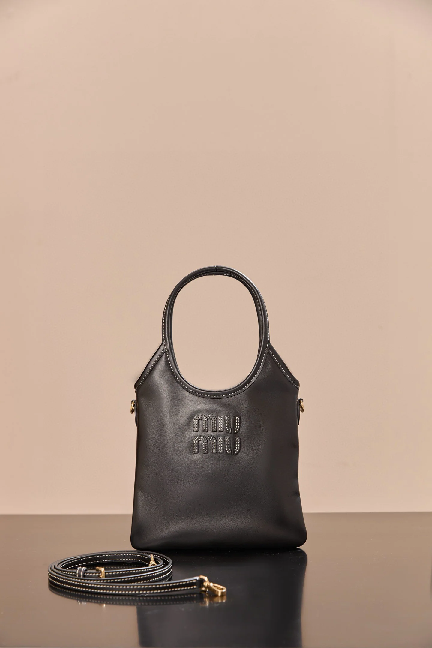 Сумка-тоут Miu Miu-5ba281m650-??? Маленькая, матово-черная