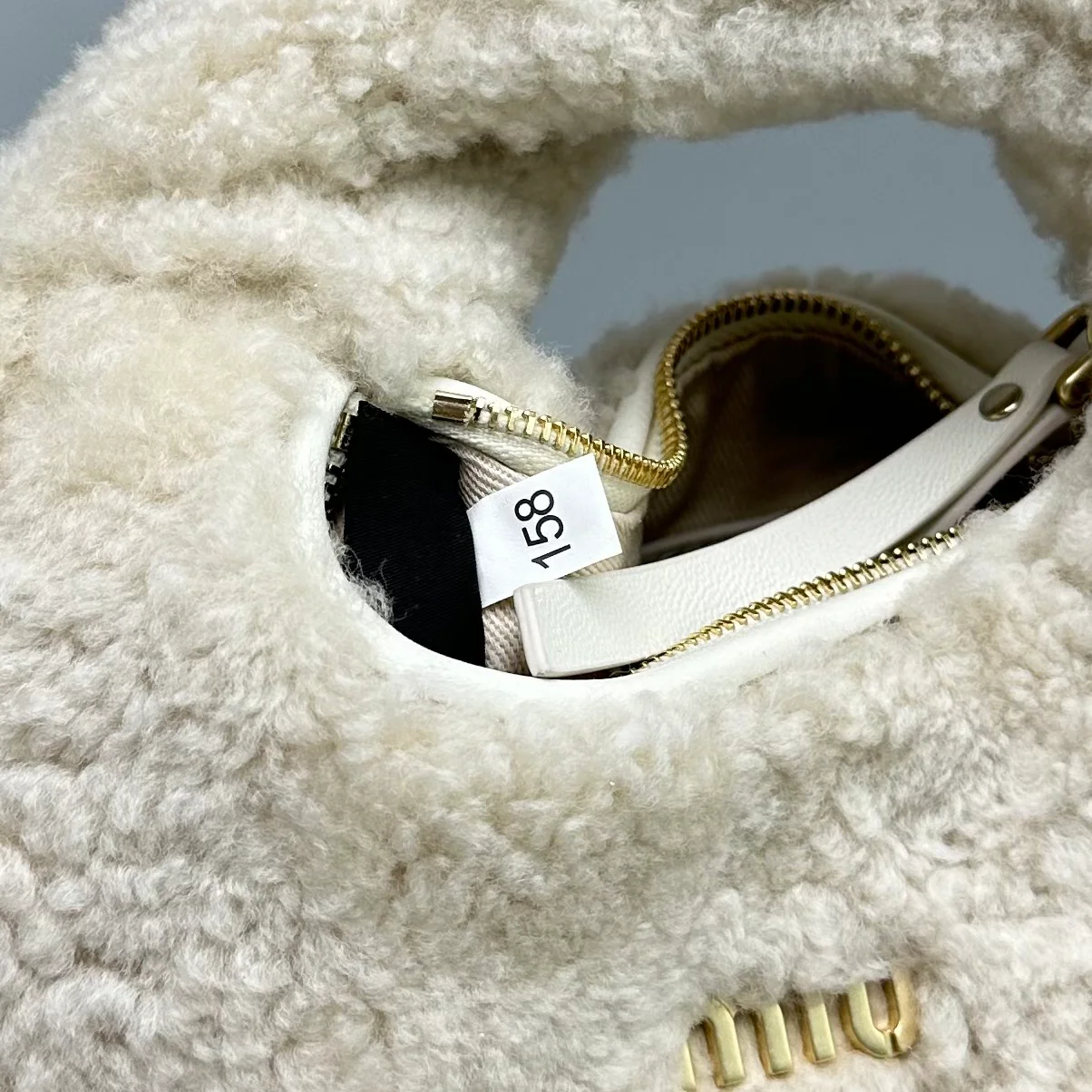 Сумка Miu Miu Wander - из овечьей шерсти - мини