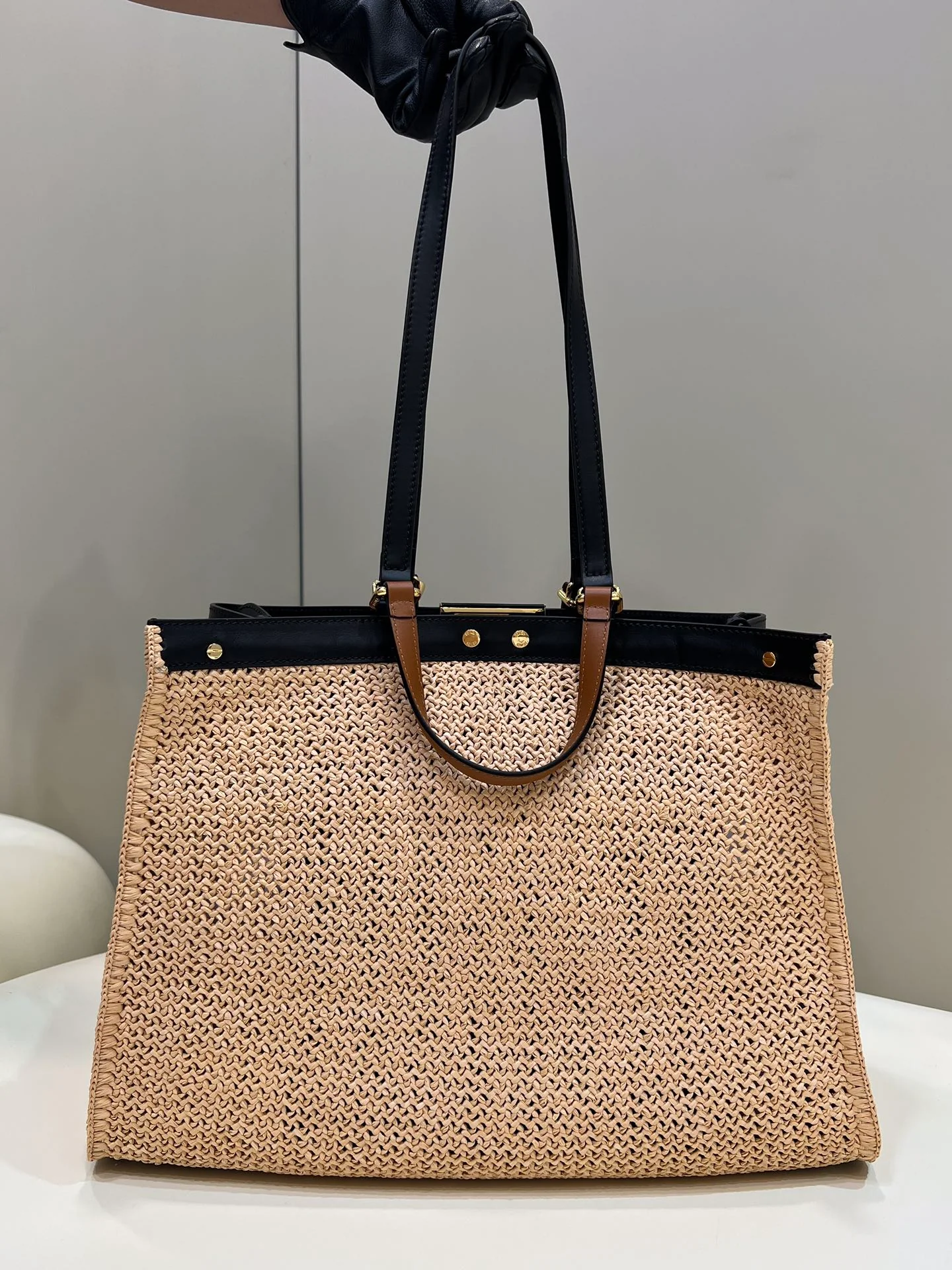 Плетеная сумка-тоут Fendi Peekaboo X-tote