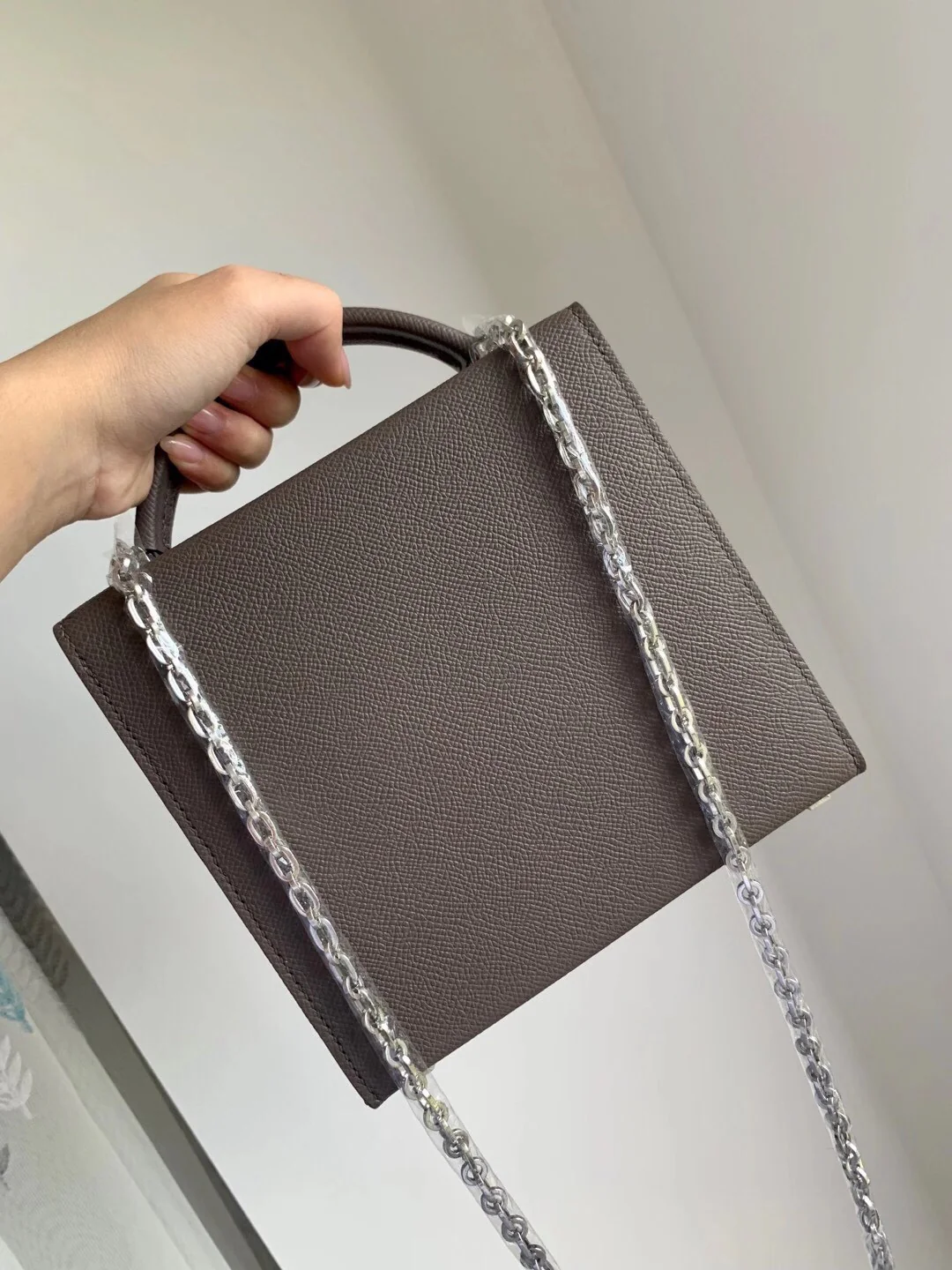 Hermes-cinhetic-24-8f-epsom-tin ash-silver buckle