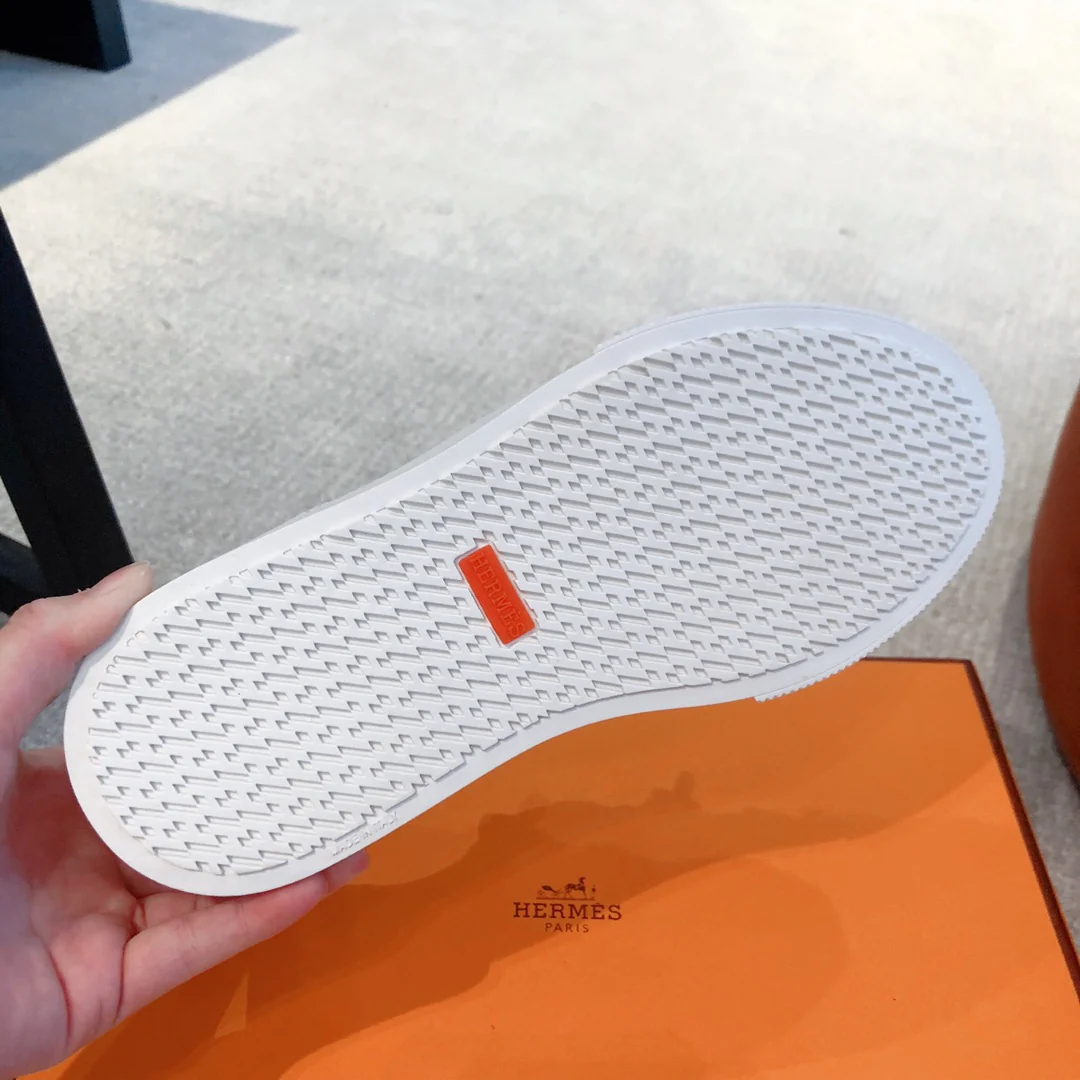 Новинки ранней весны 2021 года от Hermes - Спортивная и повседневная обувь - Мужская - 1