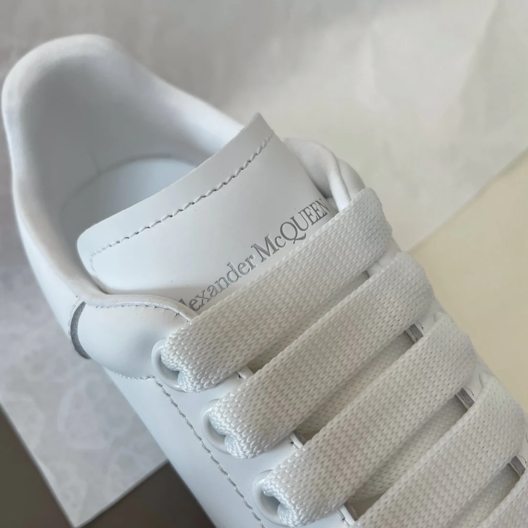 McQueen - Задняя часть - Розовые - Белые кроссовки