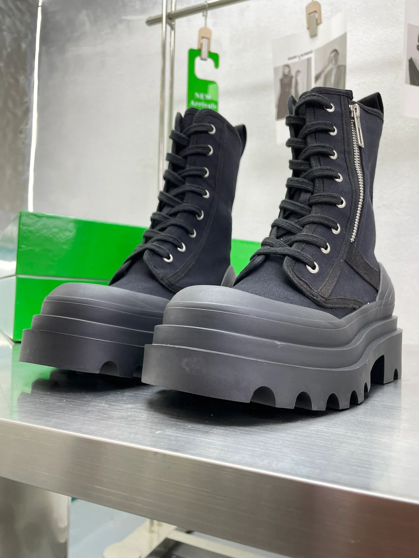 Новинка 2023 года от BV - Ботинки Martin - Черные - Унисекс