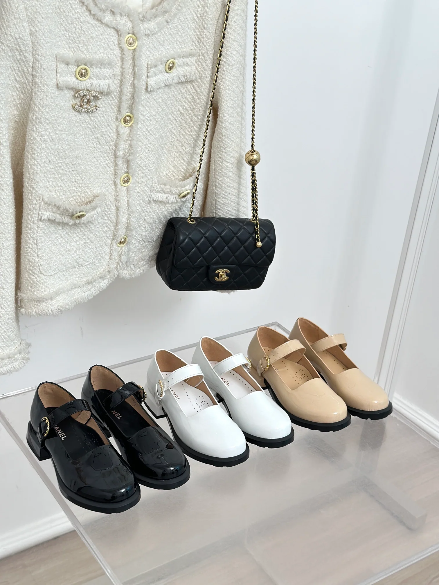 Новинка осенней коллекции Chanel 2023 — Классические туфли Мэри Джейн — Абрикосовый цвет