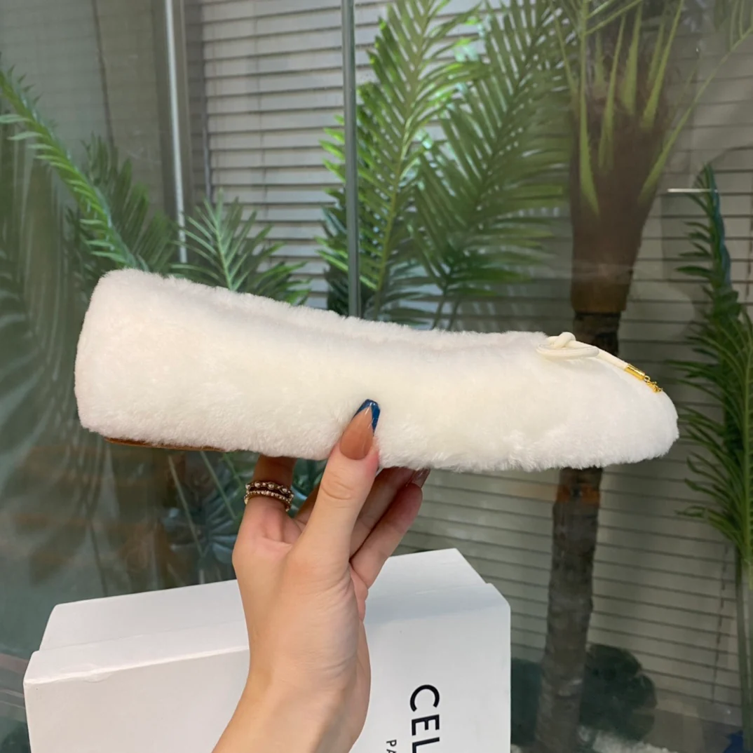 Новые шерстяные лоферы Celine 22fw осень/зима - кулон 