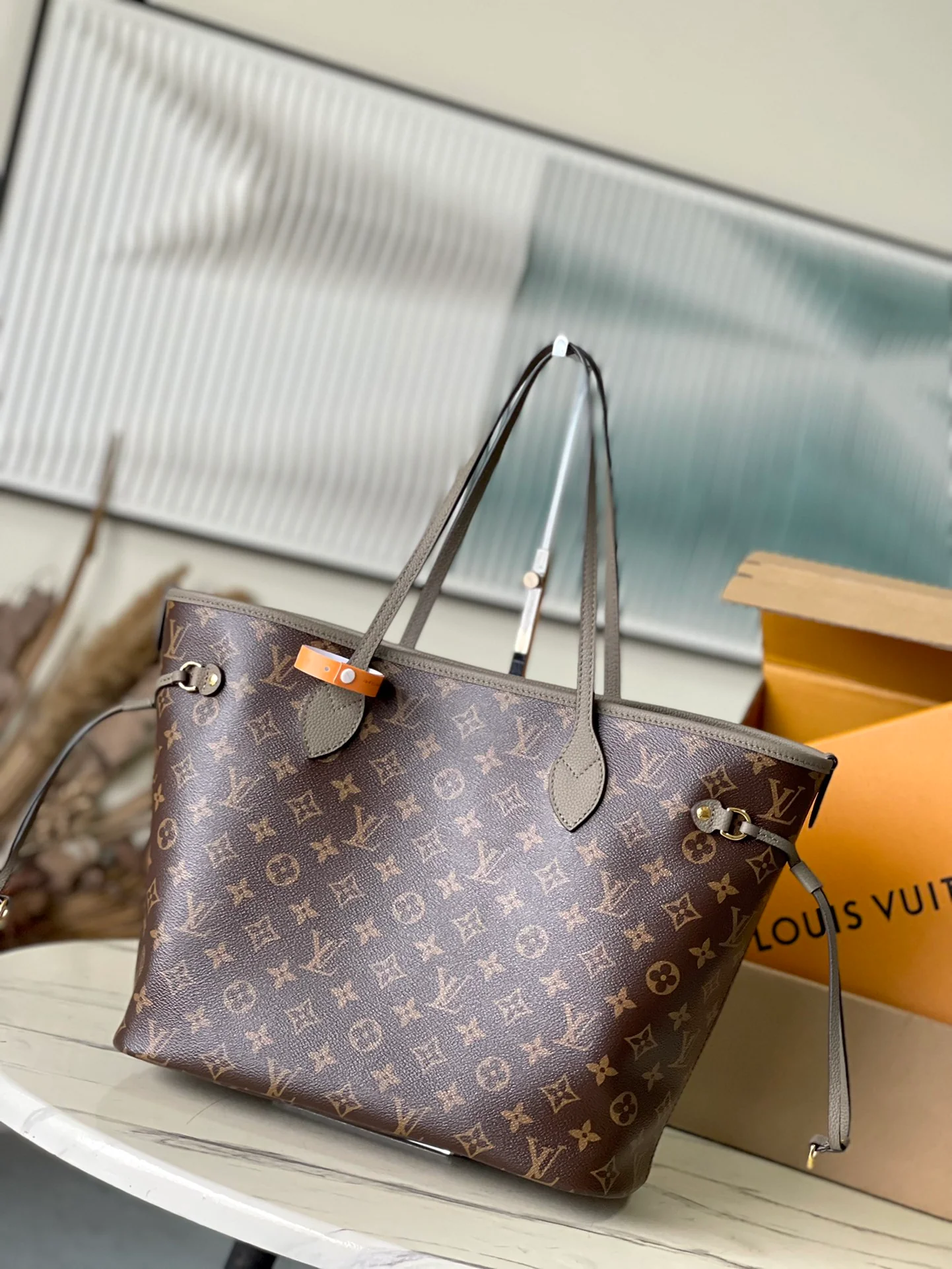 LV-m12063-neverfull-inside-out средняя сумка-серая