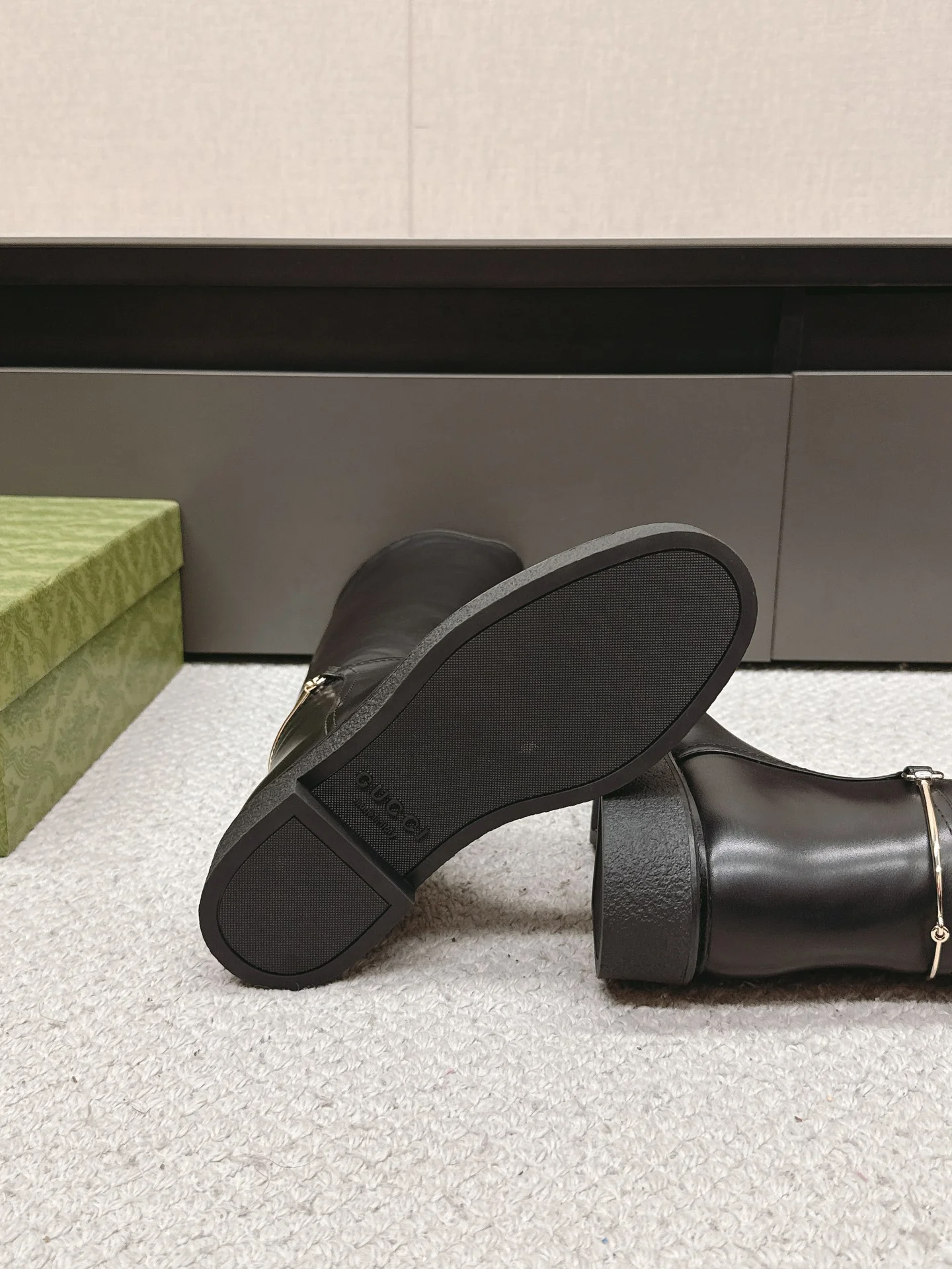 Ботинки для верховой езды Gucci 2024 - черные