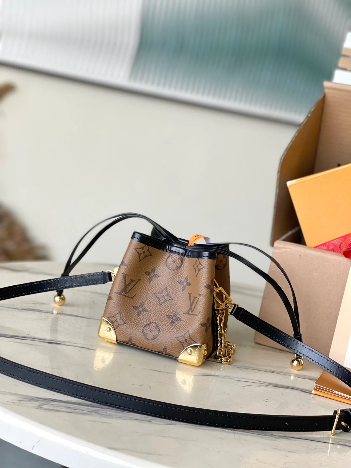 m82885-LV-noe-purse-мини-сумка-ведро