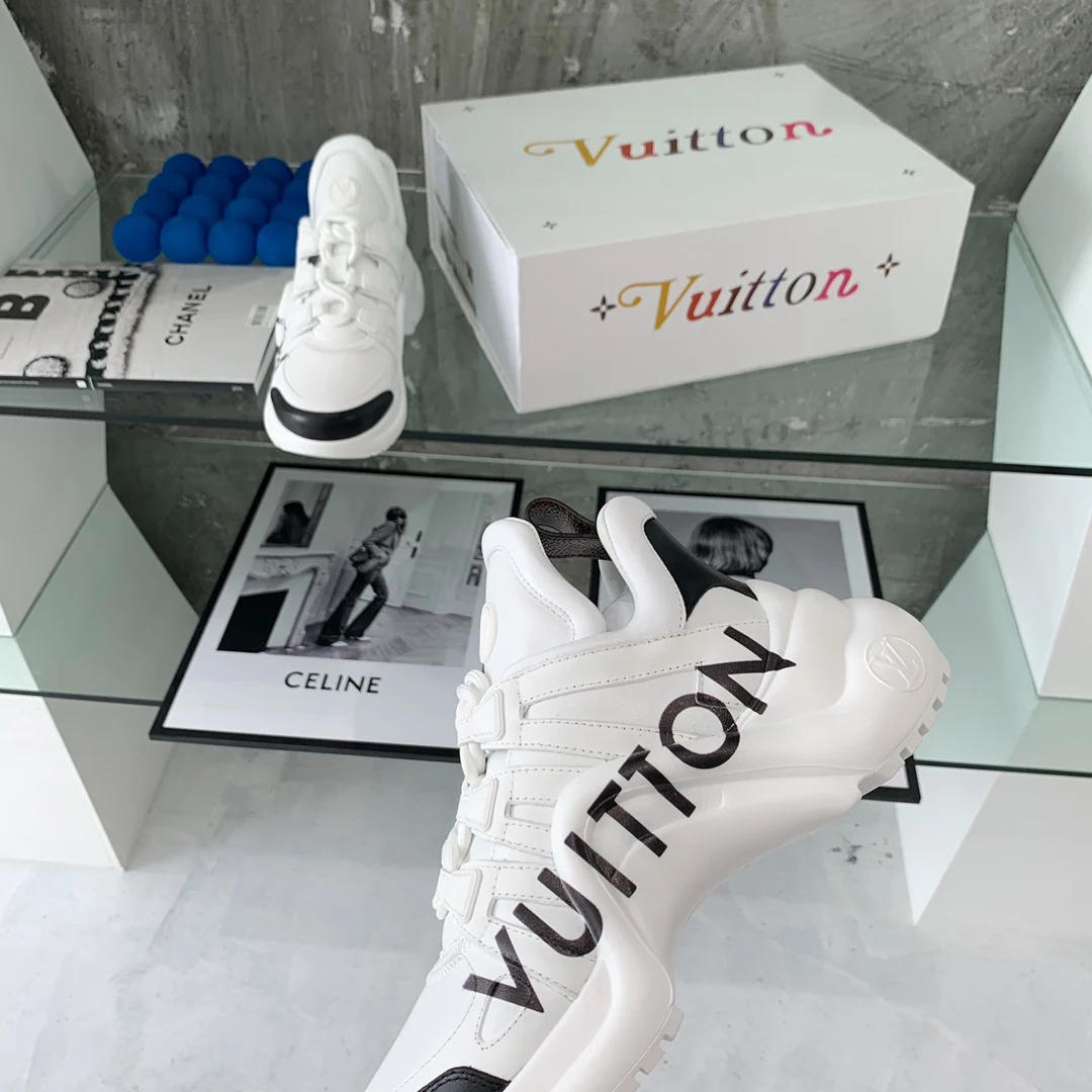 Обувь LV - Массивные кроссовки LV - 23