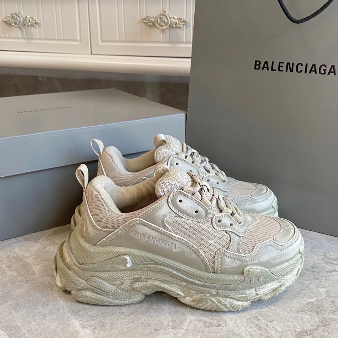 Balenciaga - Dad Shoes - 20