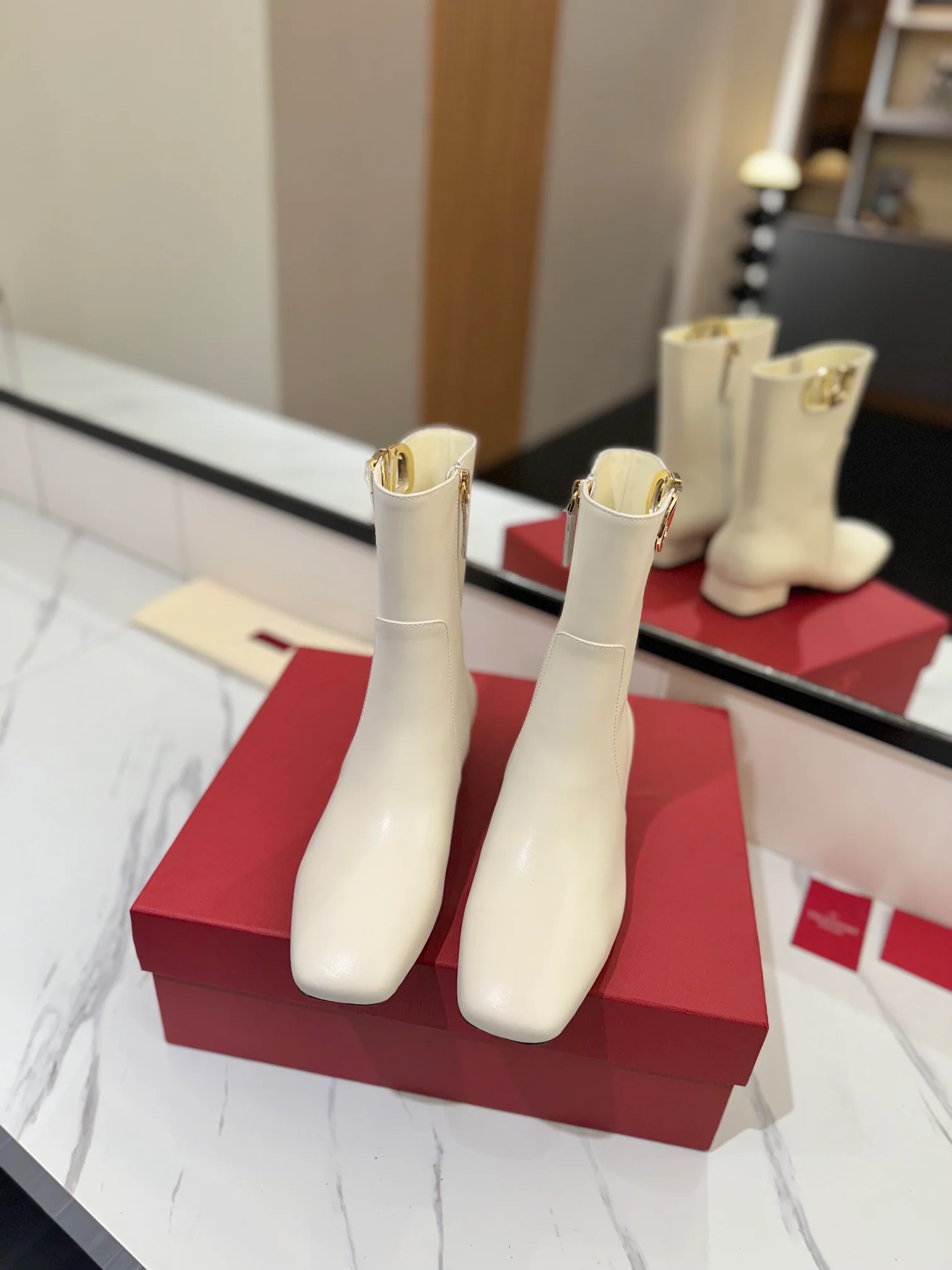 Ботильоны Valentino 2024 из кожи - белые