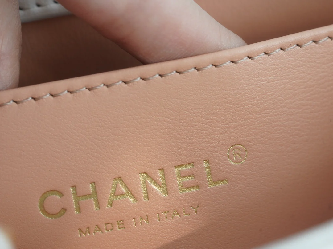 Chanel 24c Double Gold Ball CF Mini 19 White 1