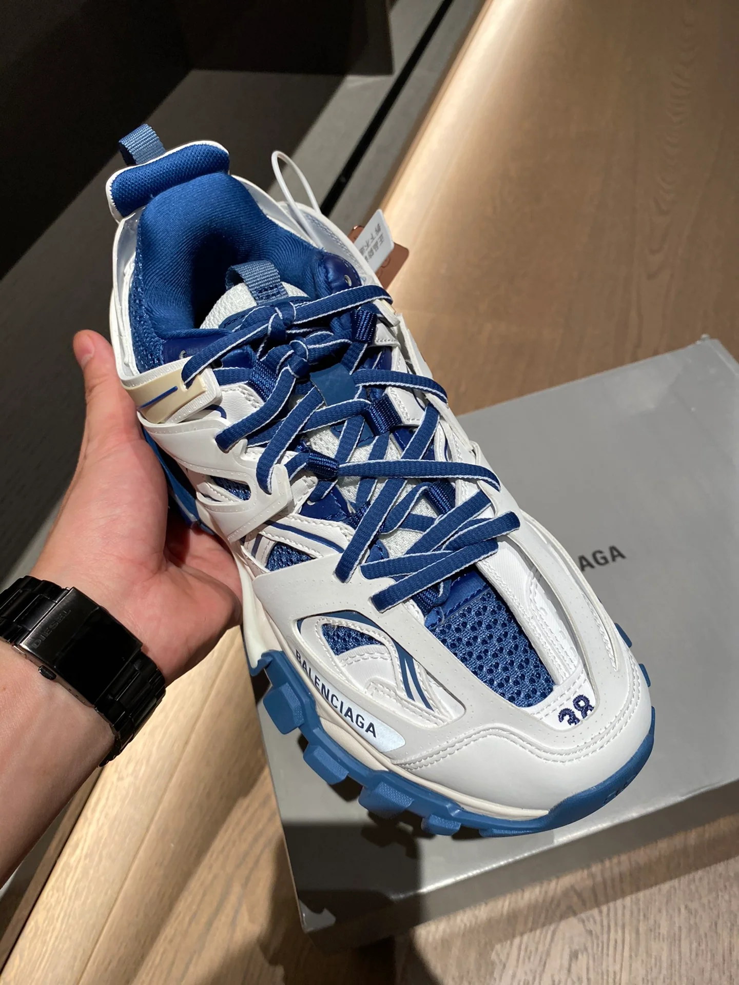 Balenciaga - Dad Shoes - 4