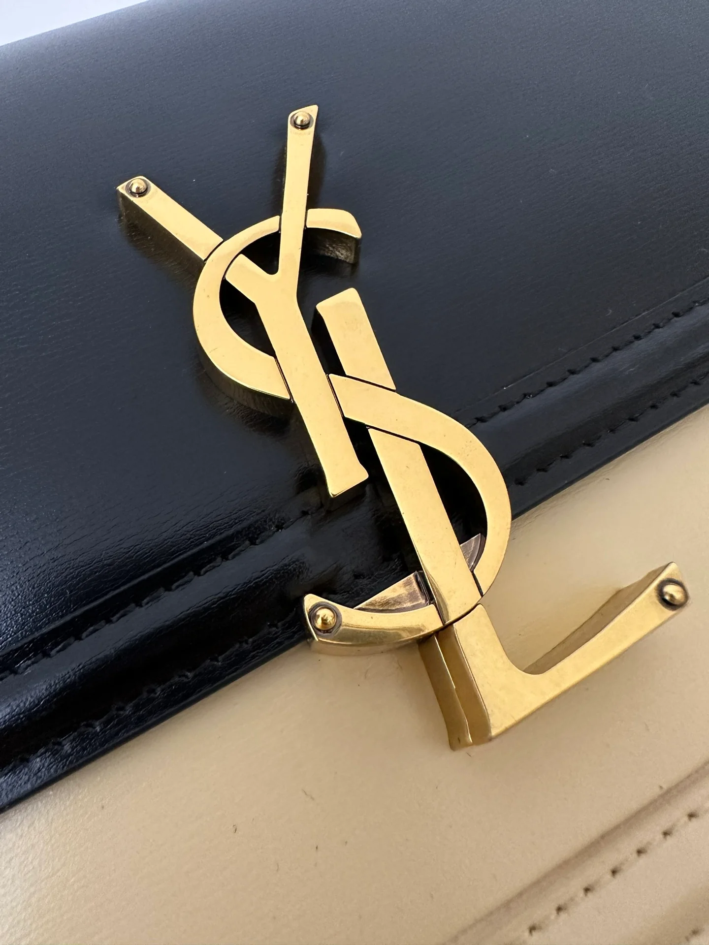 Коробка YSL Saint Laurent 