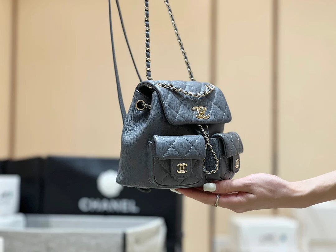 Рюкзак Chanel 24a-duma Frog, маленький, серый.