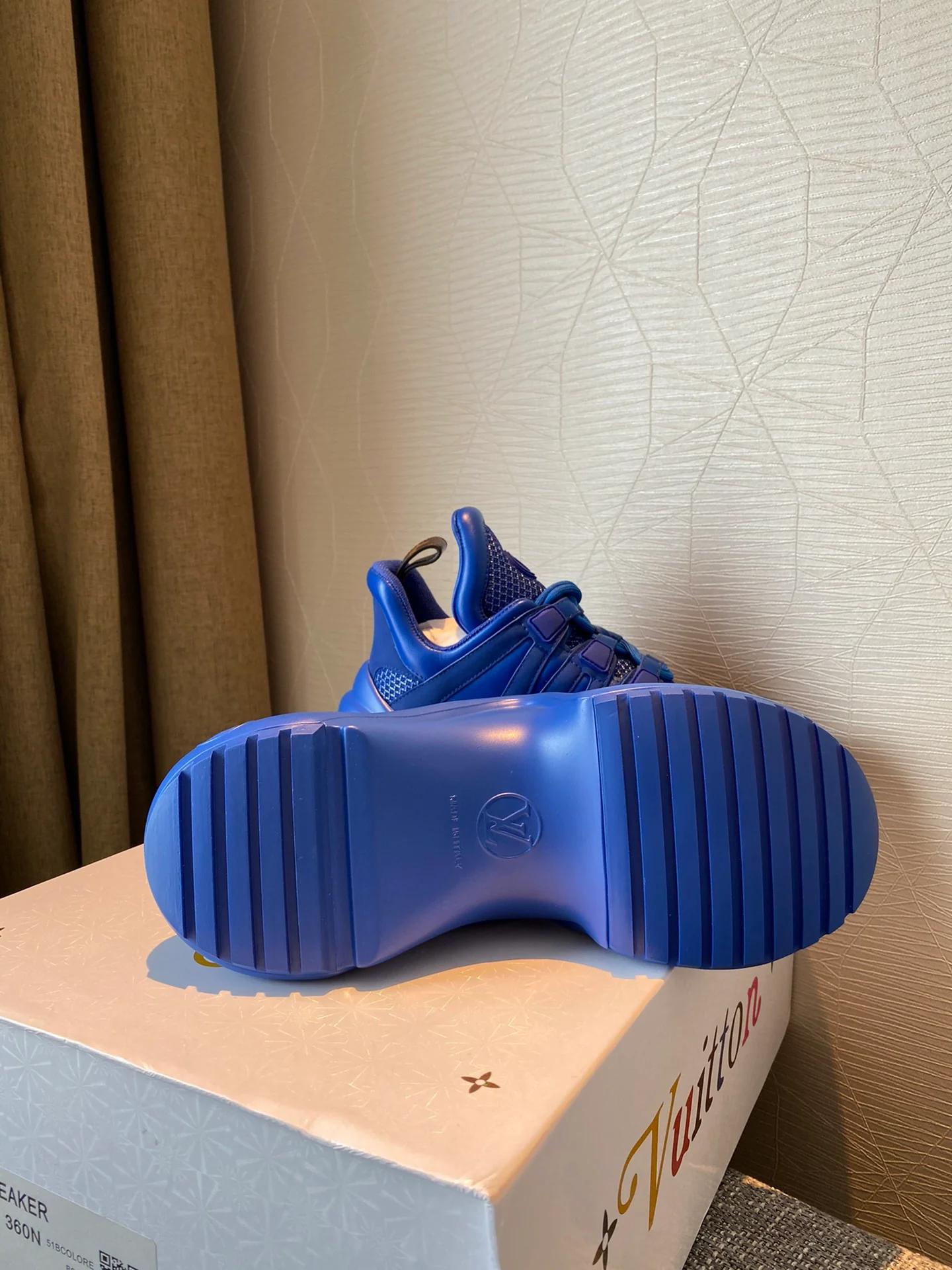 Обувь LV - LV - массивные кроссовки - 1