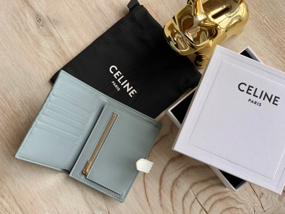 Кошелек Celine Strap из зернистой телячьей кожи - 7