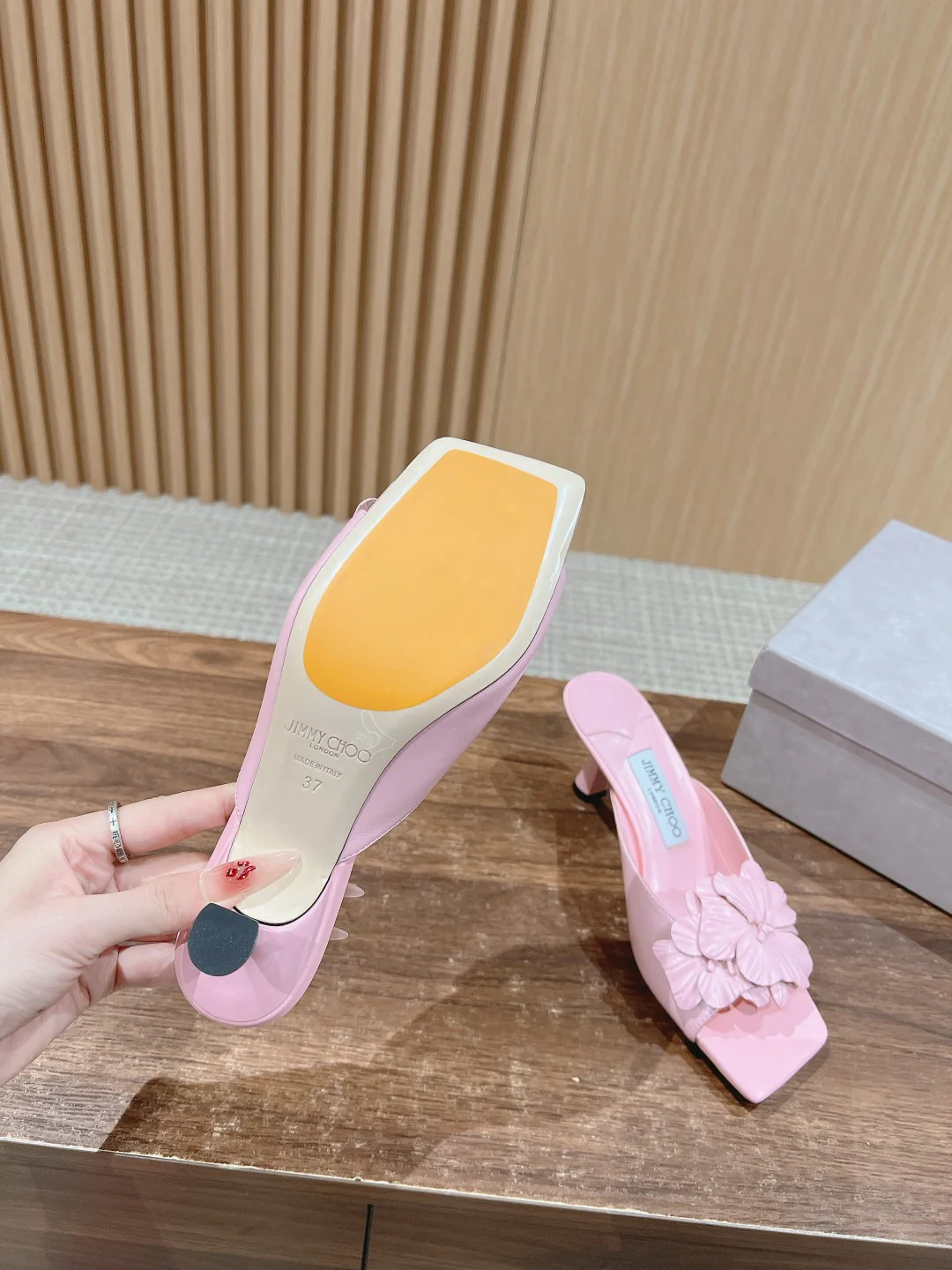 Jimmy - Тапочки на каблуке с бантом - Розовый