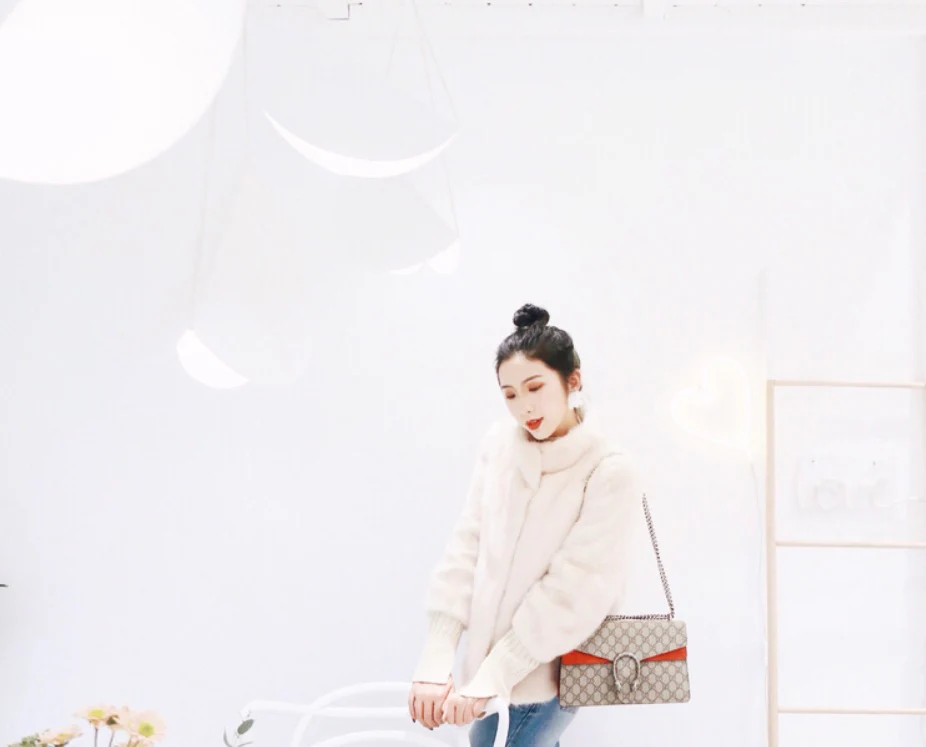 Вдохновение для образа с красной сумкой Dionysus от Gucci