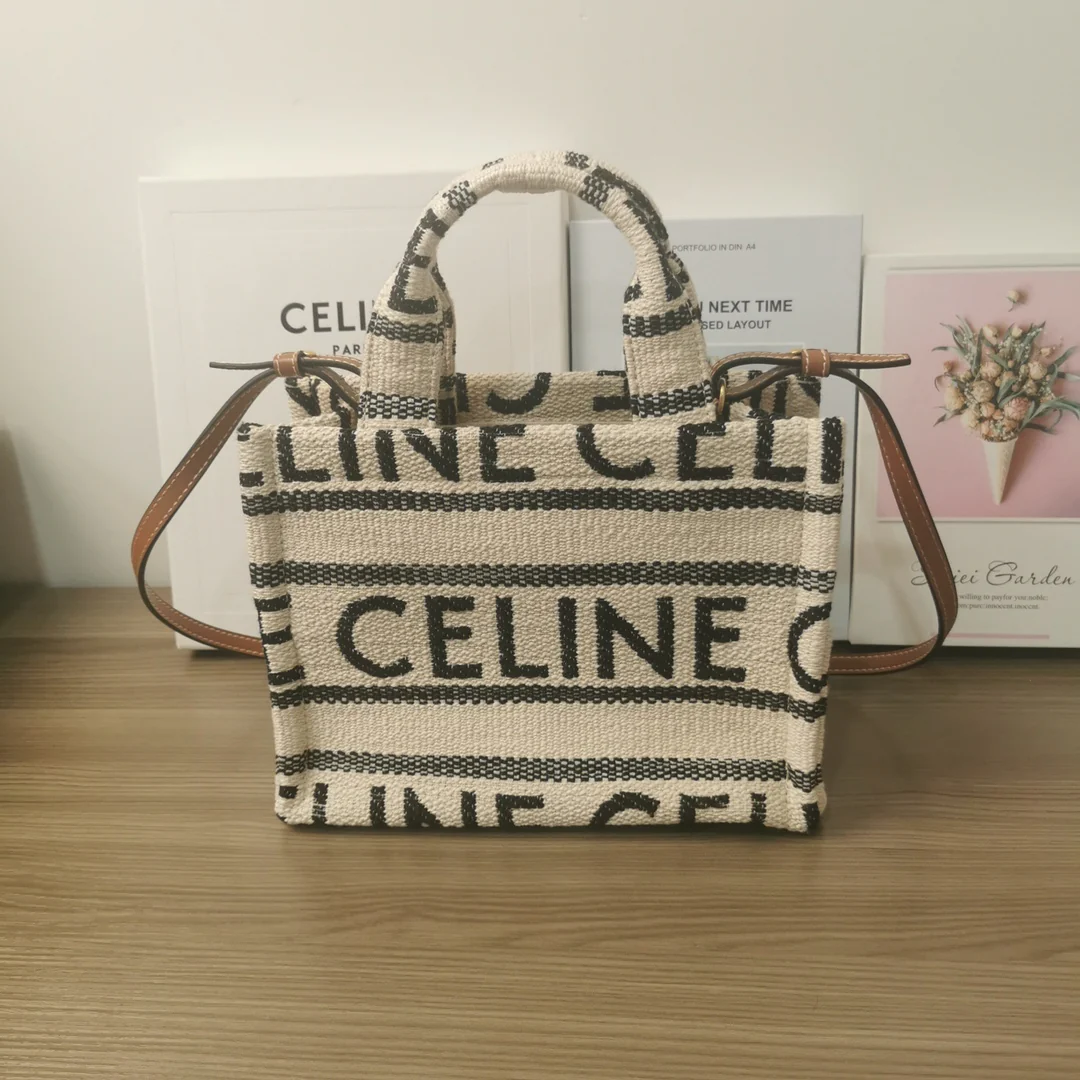 Сумка-тоут Celine Cabas Thais, маленькая, черная (из махровой ткани)